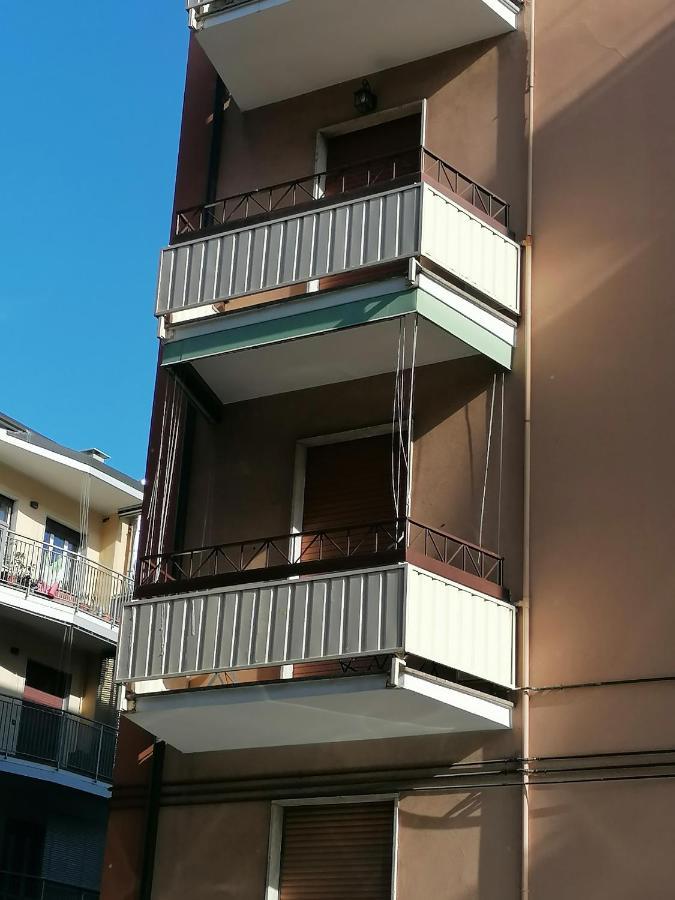Casa Martina- Airport Free Shuttle-H24 Apartment Bergamo Exterior photo